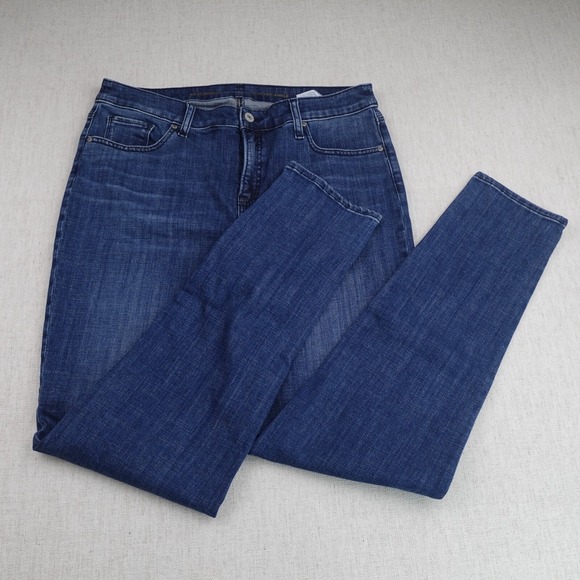 Chicos So Slimming Jeans US10 Blue Girfriend Slim Leg Ankle Mid Rise Medium Wash - Picture 2 of 13